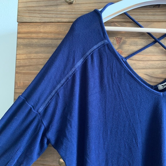 Michael Stars Blue Cross-Back Long-Sleeve Tee OS/M - Picture 3 of 8